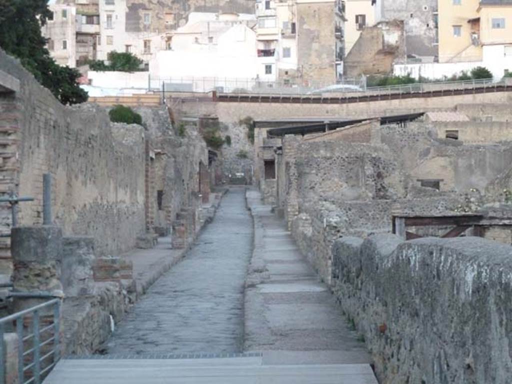 Herculaneum, September 2015. Looking north across access bridge towards Cardo III.