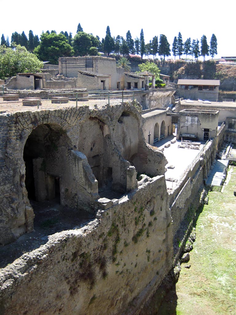 III.1/2/18/19, Herculaneum, June 2011. 
Looking north-east from access bridge towards lower rooms. Photo courtesy of Sera Baker.
