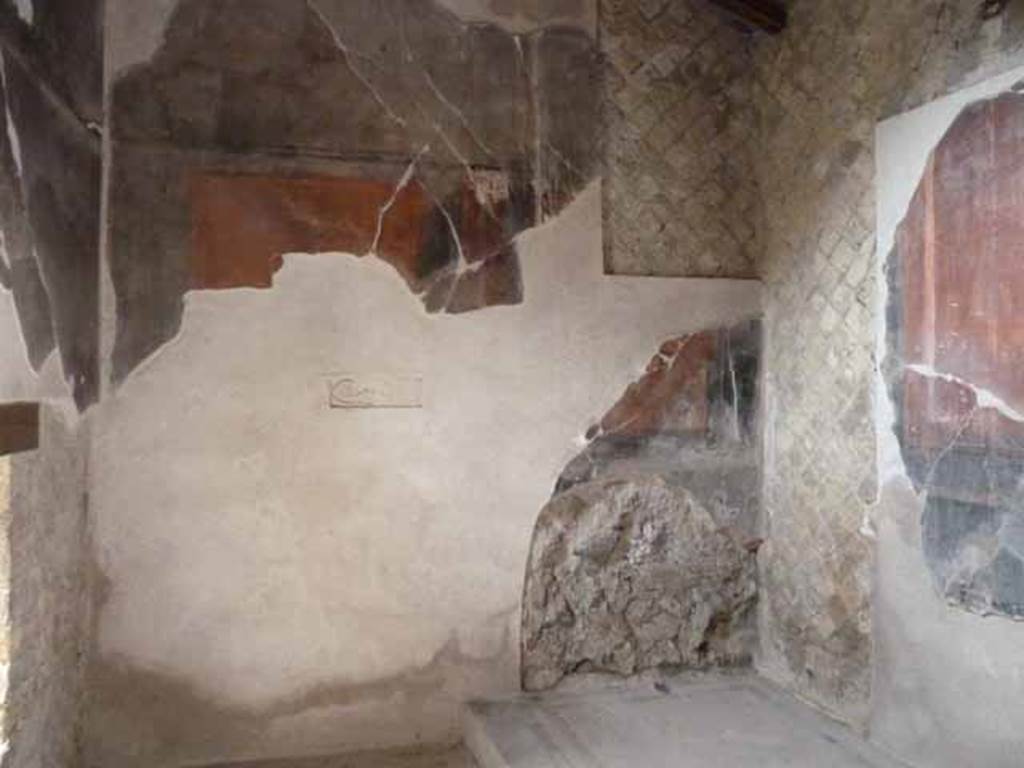 III.3 Herculaneum. May 2010. Room 18, looking towards south wall.