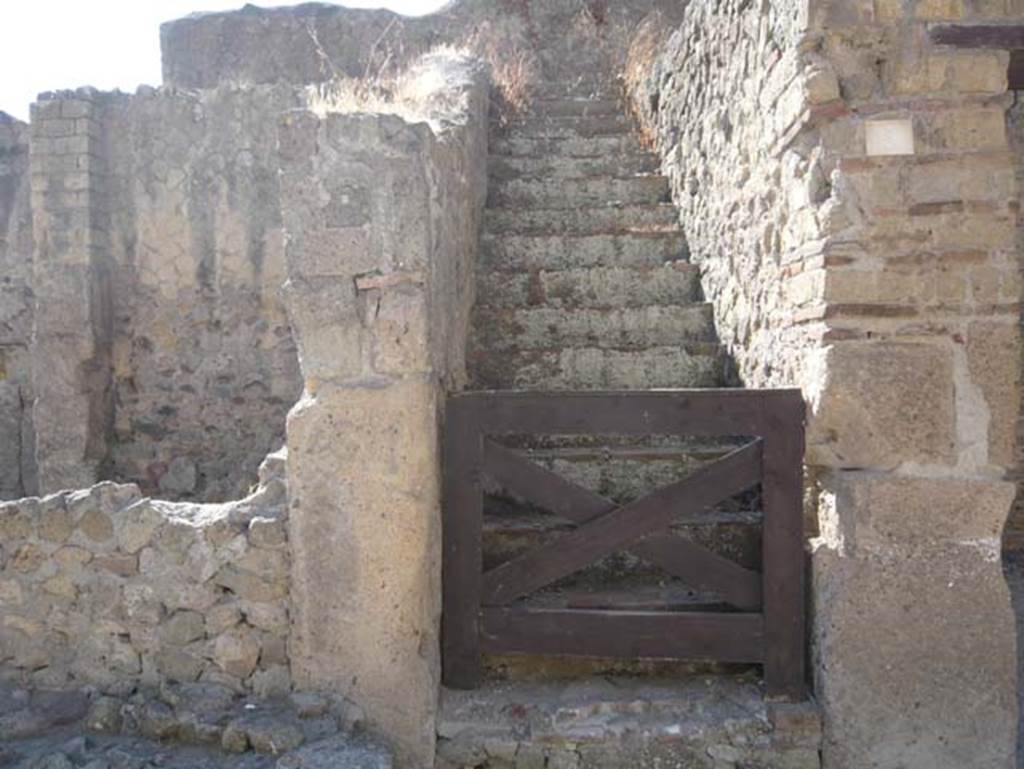 III.5, Herculaneum. August 2013. Steps to upper floor. Photo courtesy of Buzz Ferebee.