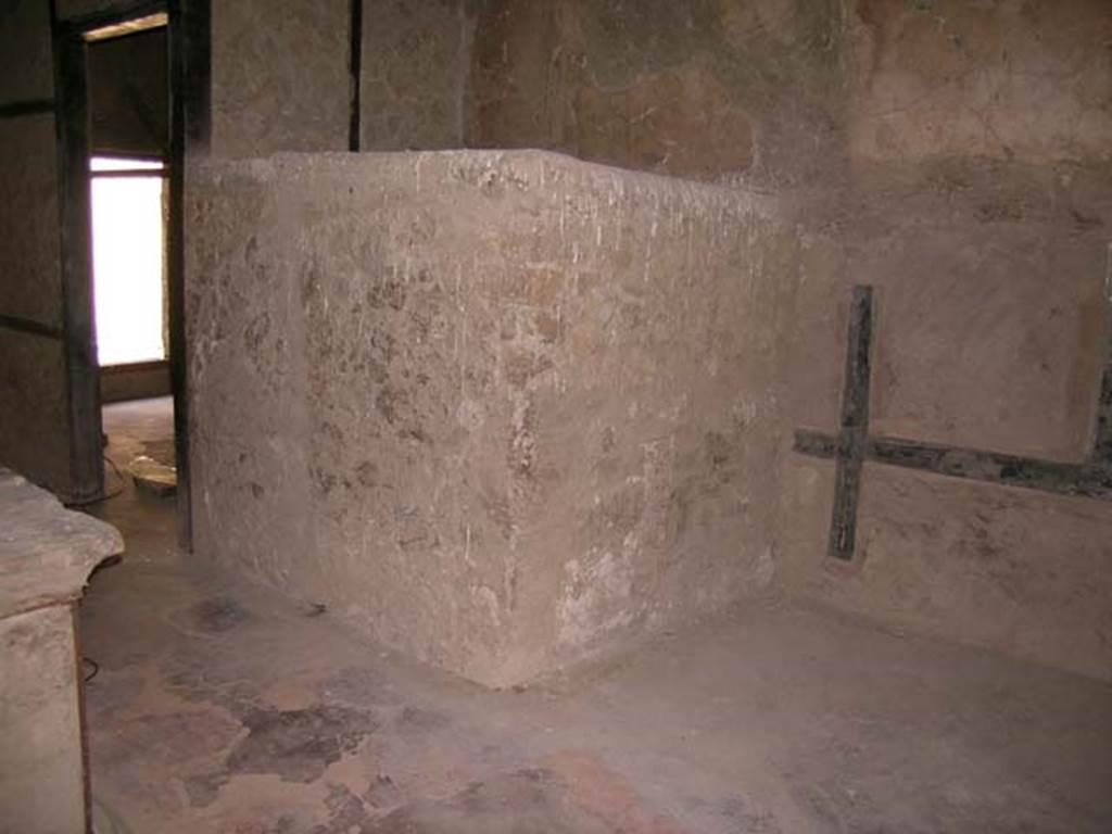 III.13, Herculaneum, April 2005. 
Looking north-west across upper floor kitchen/corridor, towards doorway to small vestibule at top of stairs. 
Photo courtesy of Nicolas Monteix.
