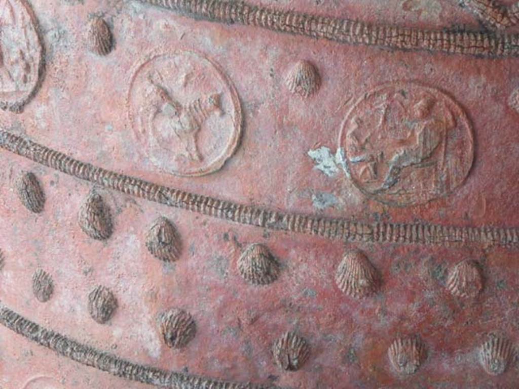 IV.2/1, Herculaneum, September 2016. Detail of the lead bucket. Photo courtesy of Michael Binns.