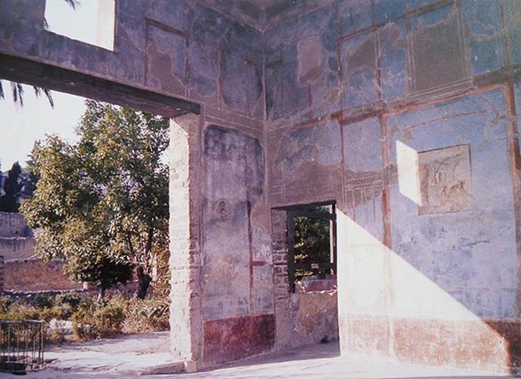 IV.1/2 Herculaneum, Room 9, exedra, looking towards north-west corner and doorway to corridor leading north. Photo with kind permission of Prof. Andrew Wallace-Hadrill. See Wallace-Hadrill, A. (2011). Herculaneum, Past and Future. London, Frances Lincoln Ltd., (p.245)

