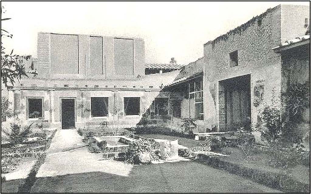 IIV.2/1, Herculaneum, Herculaneum. Undated postcard entitled “Giardino del casa dell'Atrio mosaico”.
Looking north across garden area. Photo courtesy of Peter Woods.

