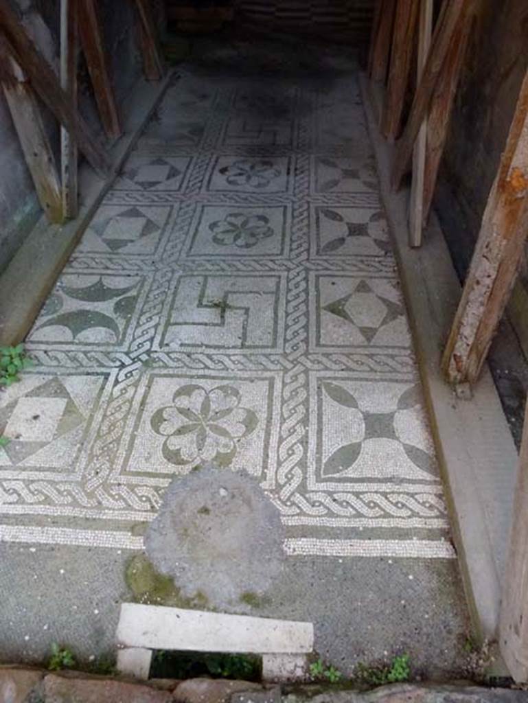 IV.2, Herculaneum, October 2012. Looking east from entrance doorway. Photo courtesy of Michael Binns.
