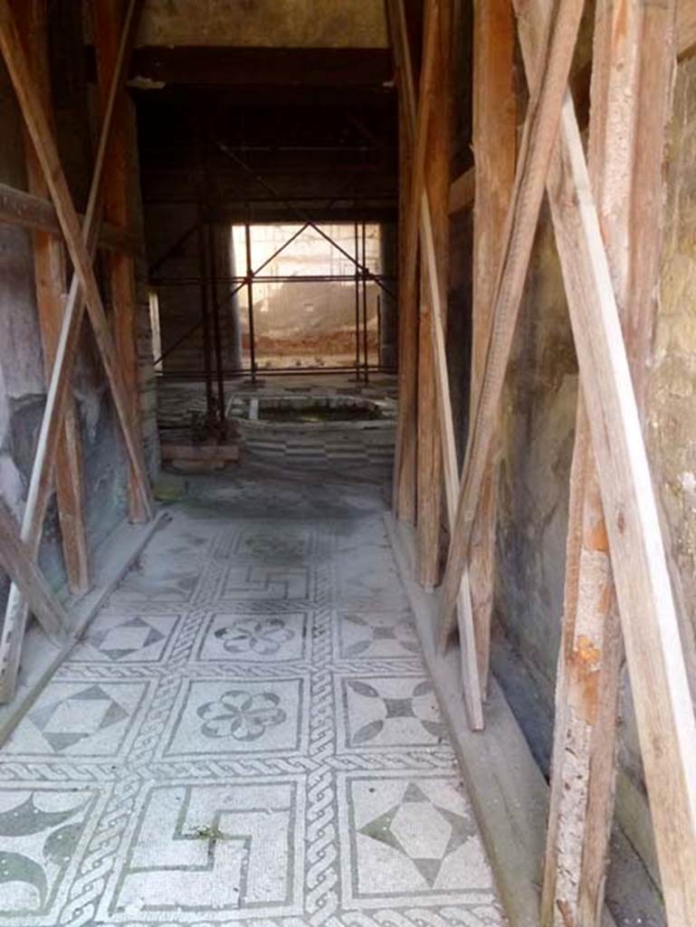 IV.2, Herculaneum, October 2012. Looking east along entrance corridor towards atrium, from entrance doorway.  Photo courtesy of Michael Binns.
