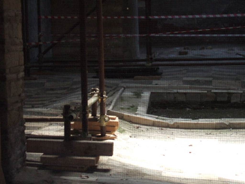 IV.2, Herculaneum, May 2006. North end of atrium, looking east. 