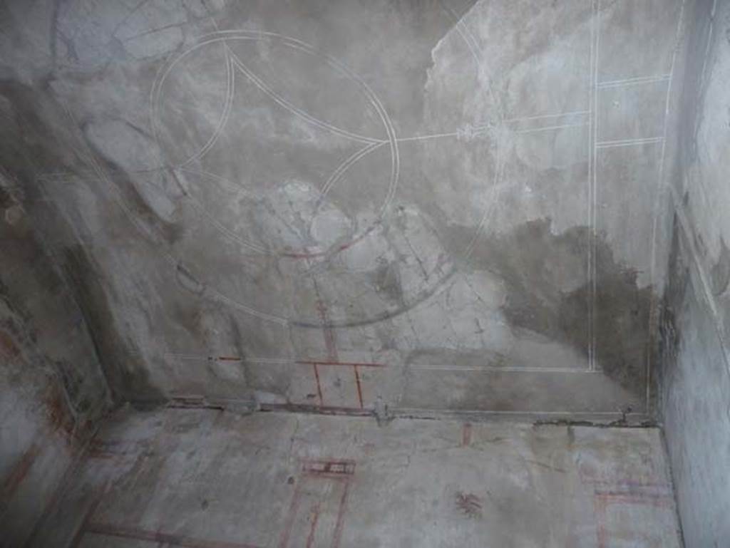 IV.4 Herculaneum. September 2015. Room 23, ceiling of anteroom.