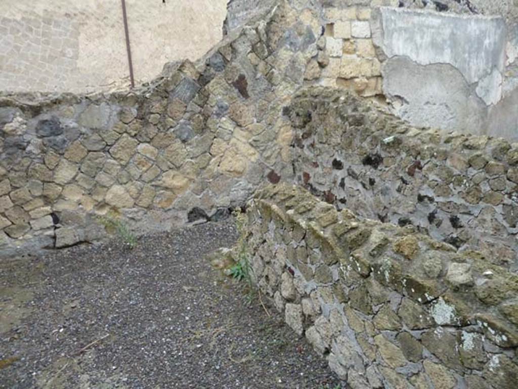 Ins. IV.8, Herculaneum, September 2015. Looking towards north-east corner, and wall of small room/area.