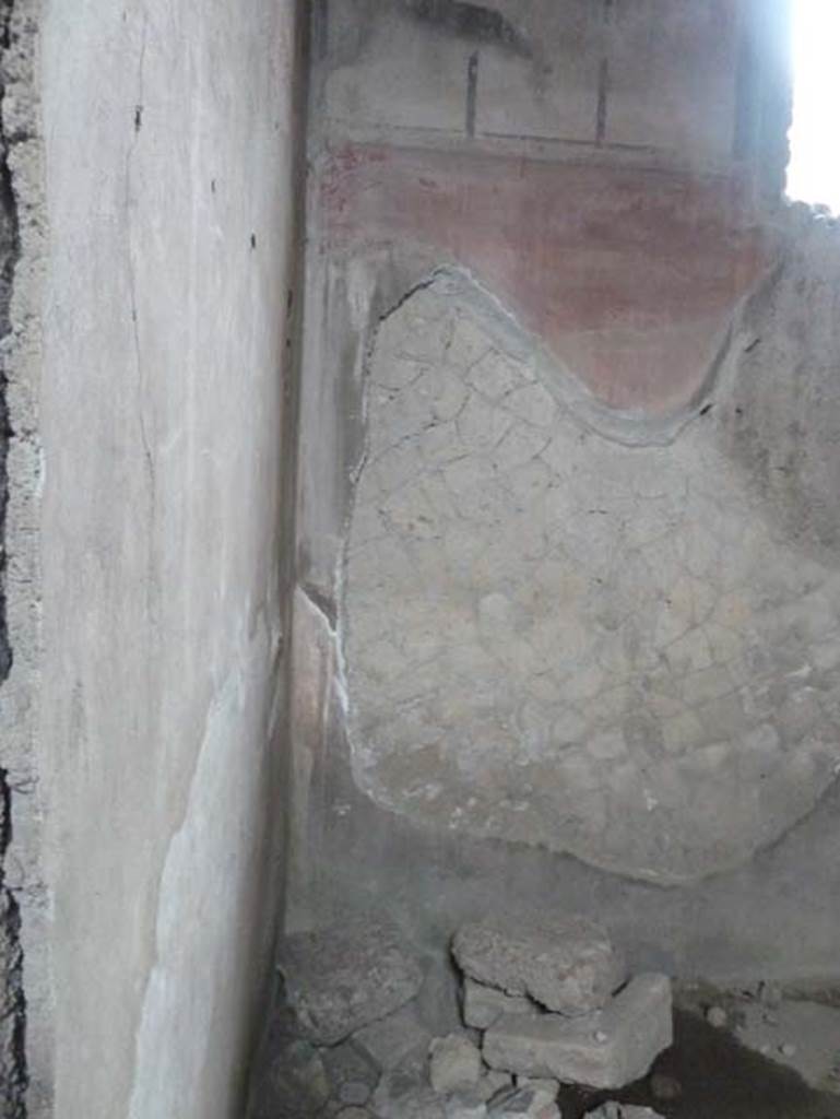 Ins. IV.11, Herculaneum, September 2015. North wall in north-west corner of room.