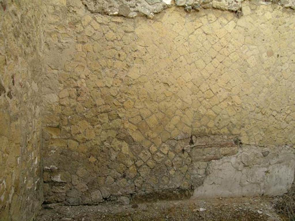 IV.18 Herculaneum, May 2005. Room 6, looking towards west wall in south-west corner. Photo courtesy of Nicolas Monteix.