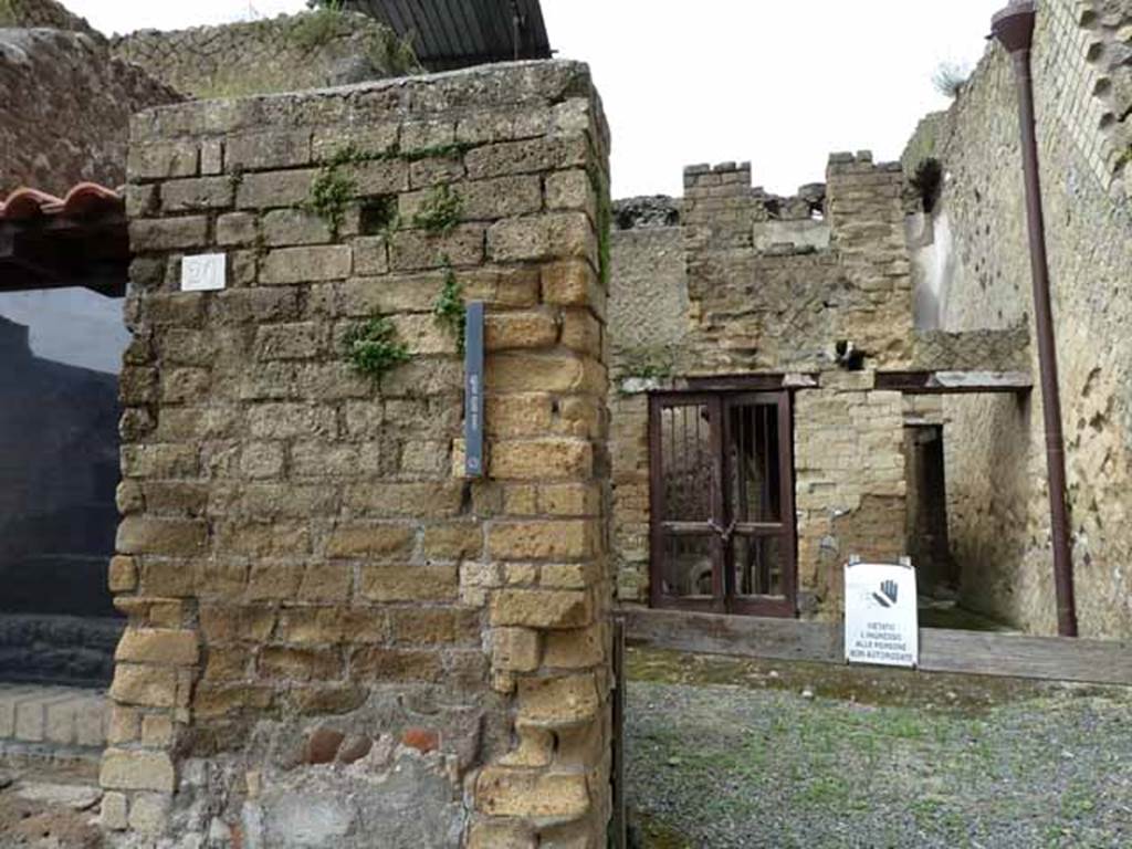 IV.20 and 19 Herculaneum. May 2010. (20 steps to upper floor, 19 Casa della Stoffa). 