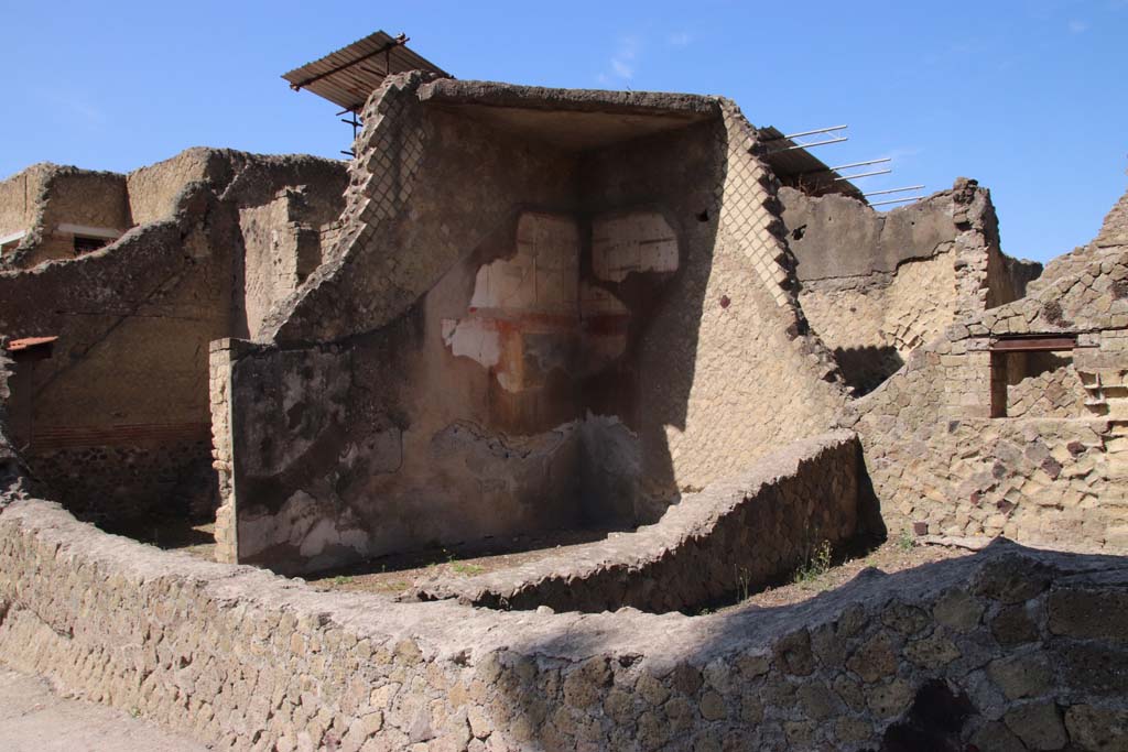 IV.19 Herculaneum, September 2019. Room 2, looking towards south-west corner with remains of III style painting.
On the right is room 1, of IV.18.  Photo courtesy of Klaus Heese.
