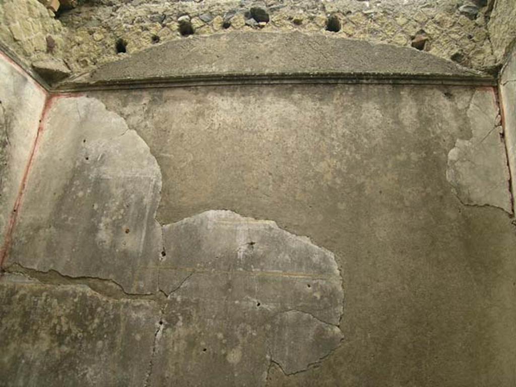 IV.19, Herculaneum, June 2005. Room 5, north wall. Photo courtesy of Nicolas Monteix.