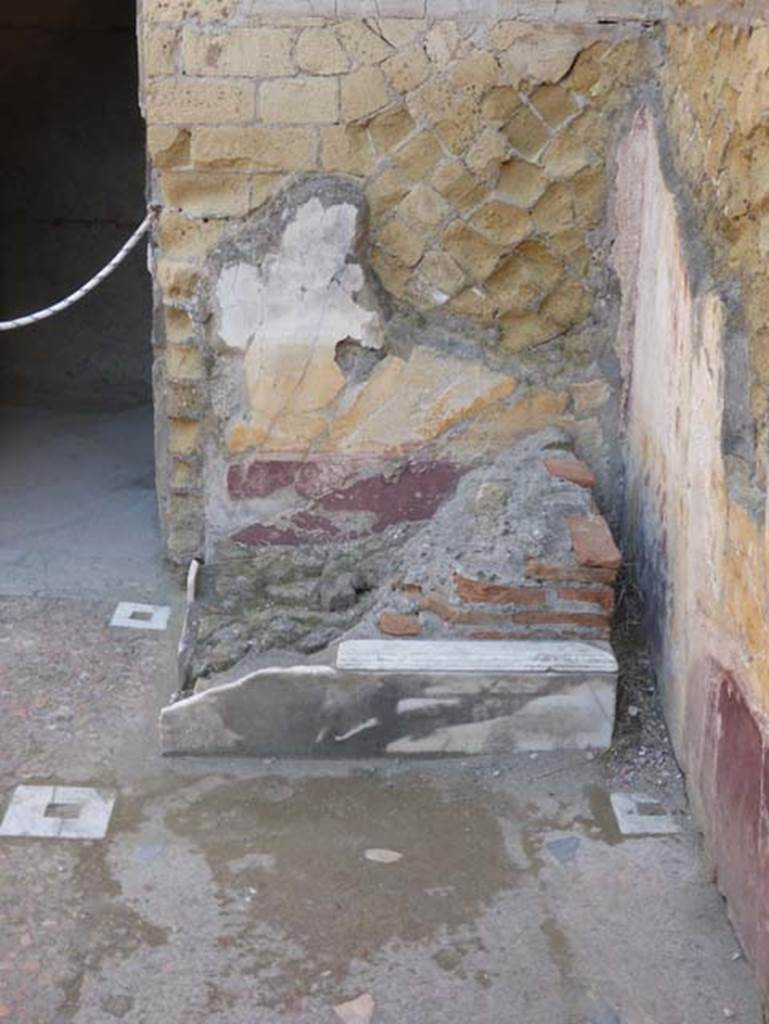 V.7 Herculaneum, June 2014. Looking west towards lararium.  Photo courtesy of Michael Binns.
