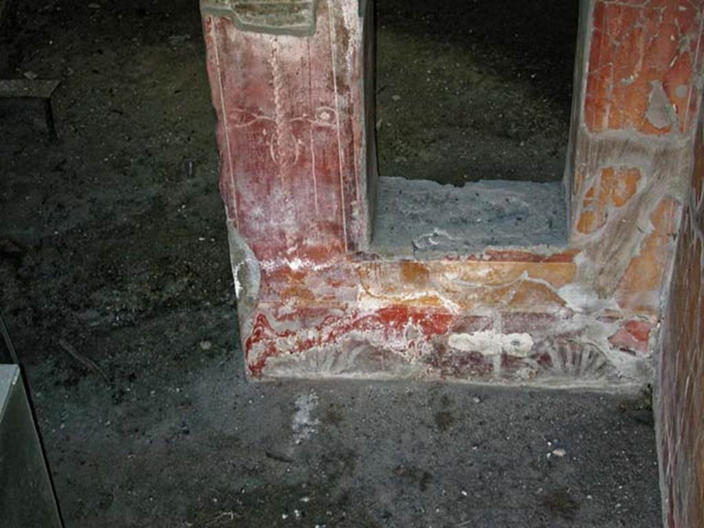 V.17, Herculaneum. September 2003. Looking towards south wall of shop-room, with doorway and window to rear room. Photo courtesy of Nicolas Monteix.
