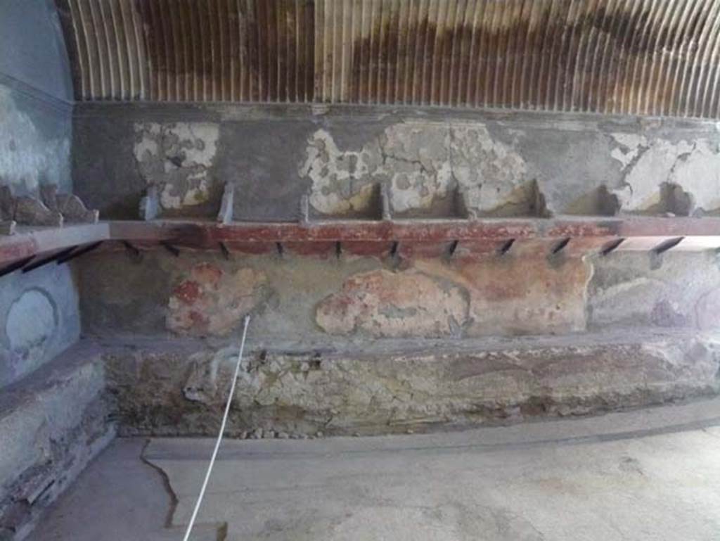 VI.1, Herculaneum. August 2013. Looking towards north-east corner and shelving recesses on east wall in tepidarium. Photo courtesy of Buzz Ferebee.
