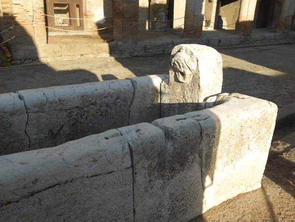 Fountain at north end of Cardo IV, on Decumanus Maximus. September 2015. East  end of fountain.