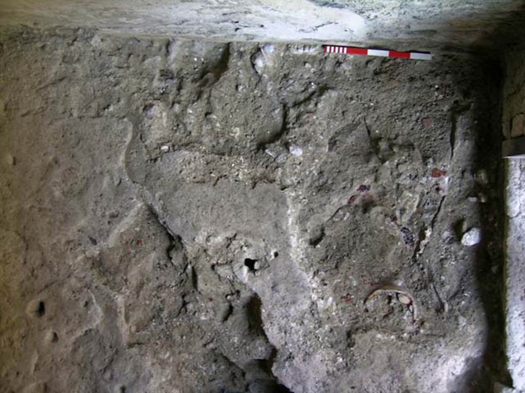 VI.15, Herculaneum. September 2004. North west corner, with entrance doorway, on right. Photo courtesy of Nicolas Monteix.

