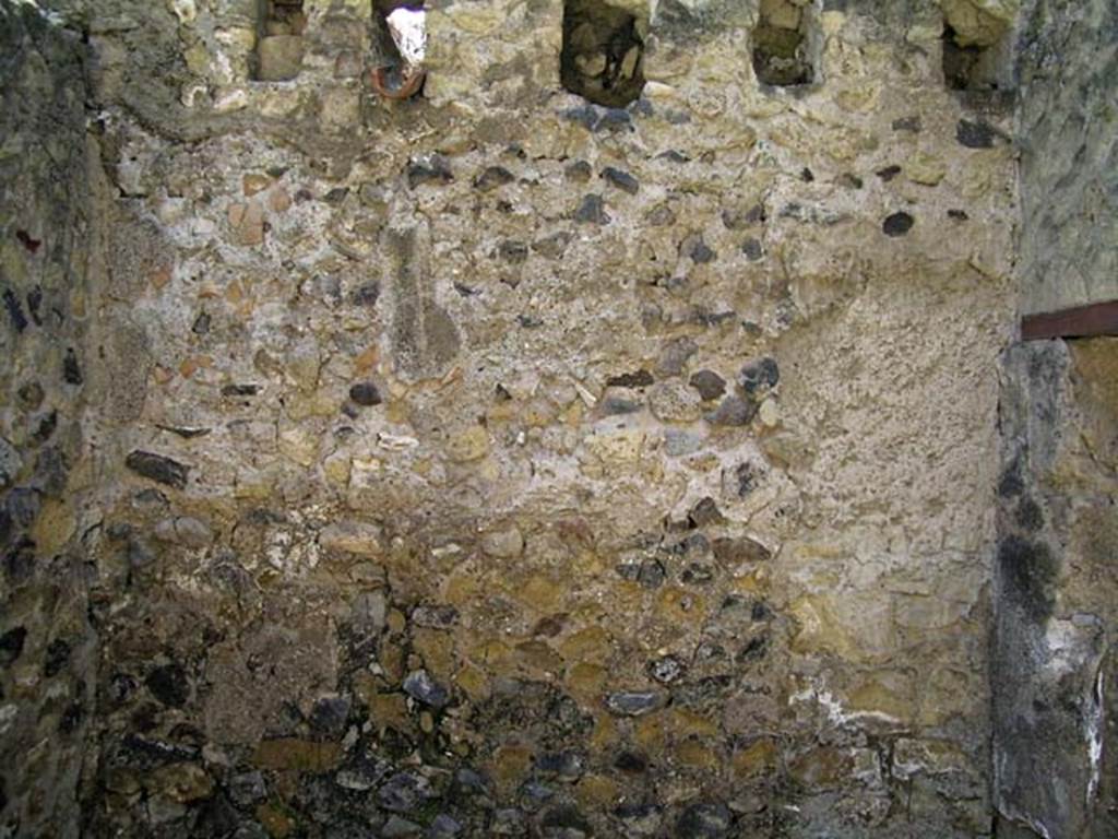 VI.17/26, Herculaneum. May 2004. Looking towards east wall. Photo courtesy of Nicolas Monteix.