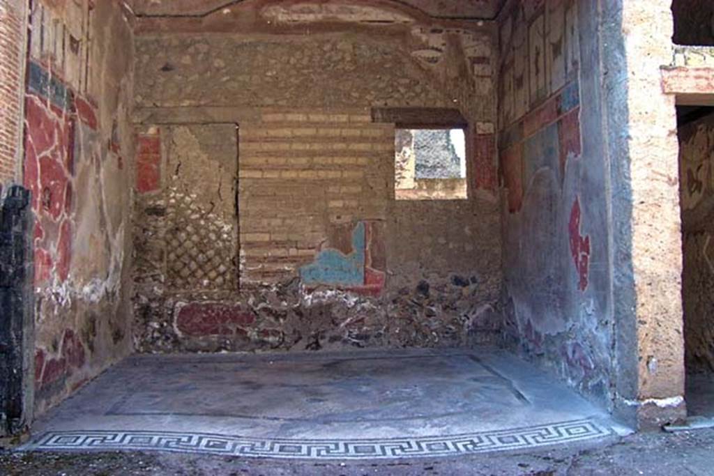 VI.17, Herculaneum. July 2003. Looking towards south wall of tablinum. Photo courtesy of Nicolas Monteix.

