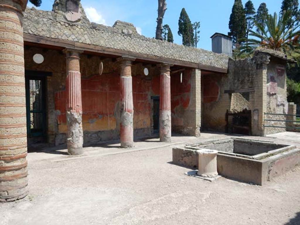 Ins. Orientalis I, 2, Herculaneum. May 2018. Looking north-east across atrium. Photo courtesy of Buzz Ferebee.