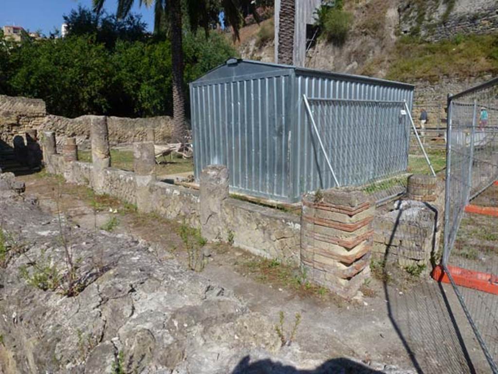 Ins. Or. 1. 2, Herculaneum, June 2012. Looking north-east across peristyle garden, from west portico.  Photo courtesy of Michael Binns.

