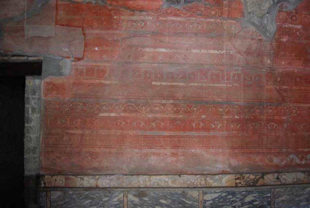 Ins. Or. I.2, Herculaneum. April 2008. Decorated north wall of marbled room on lower level.
Photo courtesy of Nicolas Monteix.
