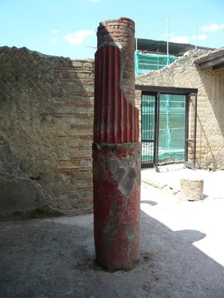 Ins. Or.I.2, Herculaneum. August 2013. Looking north-west towards entrance doorway.  Photo courtesy of Buzz Ferebee.  
