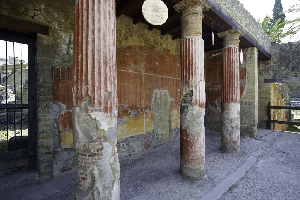 Ins. Or.I.2, Herculaneum. August 2021. Looking east along north side of atrium. Photo courtesy of Robert Hanson.