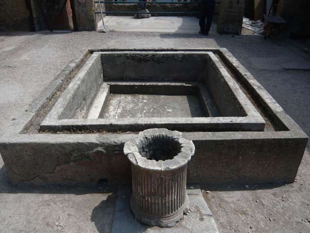 Ins. Or.I.2, Herculaneum. August 2013. Looking east across impluvium in atrium. Photo courtesy of Buzz Ferebee.  
