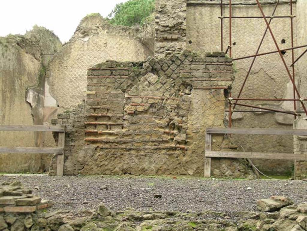 Ins. Orientalis II.4, Herculaneum, December 2004. 
Looking west across large terraced area, to two rooms on north side of entrance hall, with room A, on right. Photo courtesy of Nicolas Monteix.

