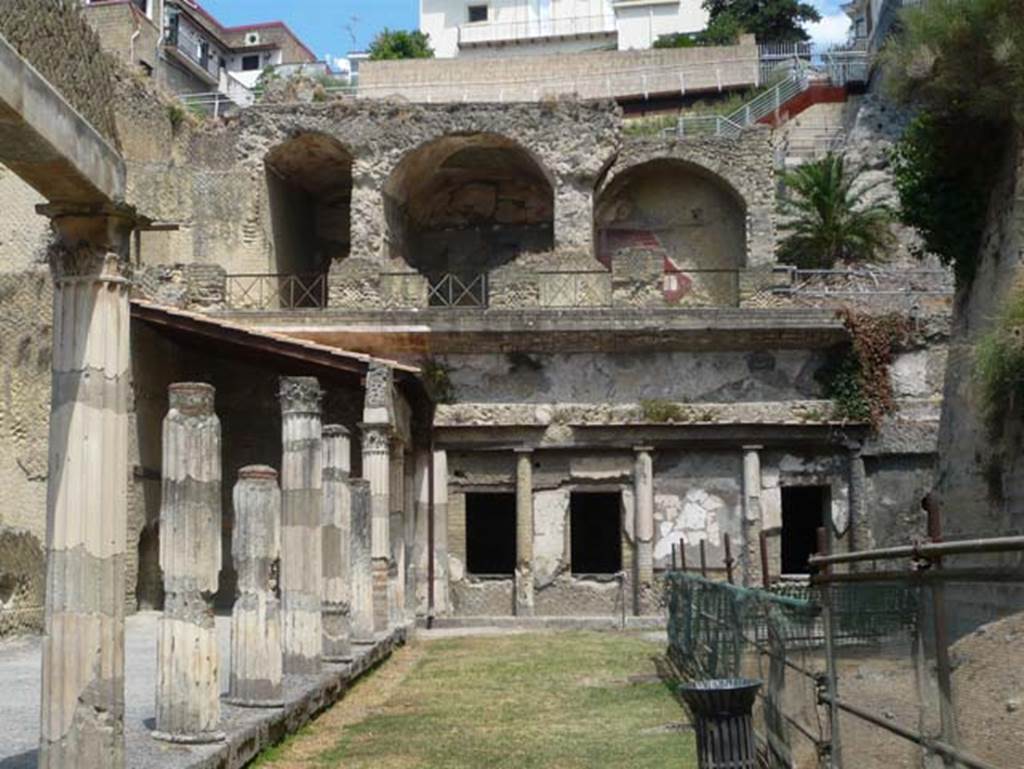 Ins. Orientalis II 4, Herculaneum, August 2013. Looking towards the north end of portico, on the lower floor was a windowed gallery, a cryptoporticus. On the upper floor was a loggia.  Photo courtesy of Buzz Ferebee.
