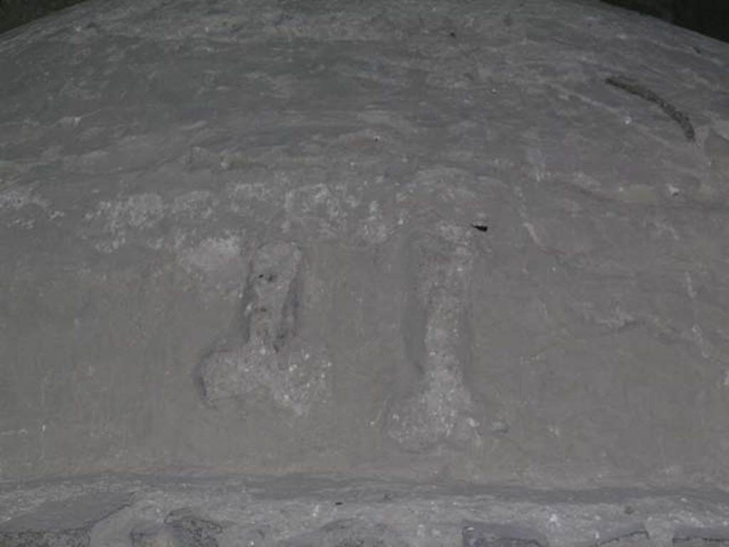 Ins. Or. II.8, Herculaneum. May 2006. Phallus detail from oven in bakery. Photo courtesy of Nicolas Monteix.

