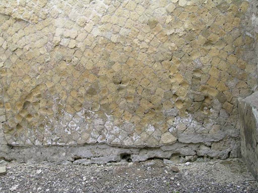 Ins Or II, 15, Herculaneum. May 2004.North wall of workshop.   
Photo courtesy of Nicolas Monteix.
