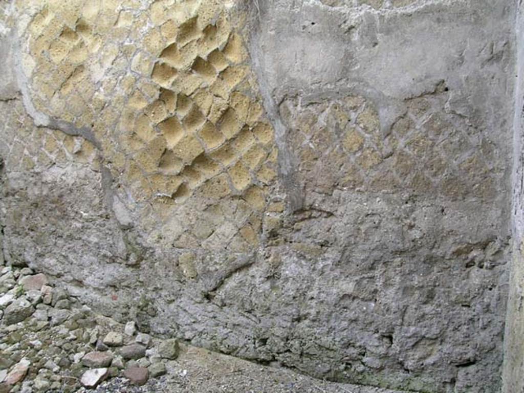 Ins Or II, 15, Herculaneum. May 2004. North wall of middle room. Photo courtesy of Nicolas Monteix.