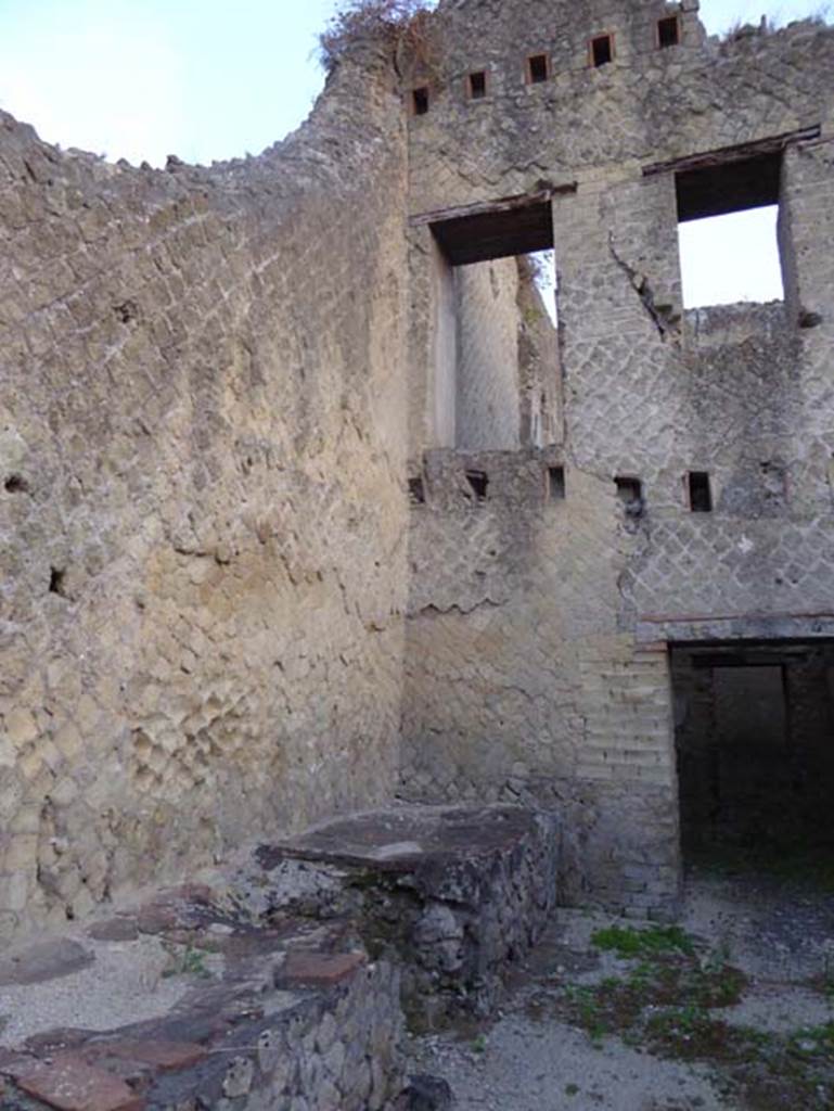 Ins. Orientalis II.18, Herculaneum. Looking towards north-east corner. Photo courtesy of Michael Binns.
