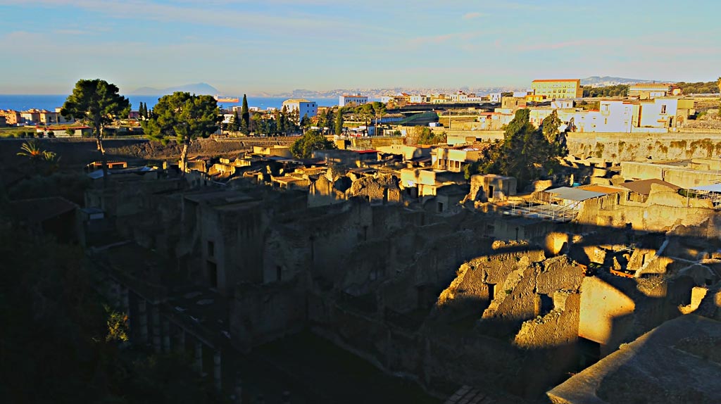 Herculaneum. Photo taken between October 2014 and November 2019. 
Looking south-west across site below bridge, towards beautiful Bay of Naples. Photo courtesy of Giuseppe Ciaramella.
