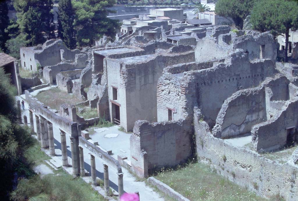 Herculaneum.7th August 1976. Looking south-west across site at the rear of Ins.Or.II.4, towards south end.
Photo courtesy of Rick Bauer, from Dr George Fay’s slides collection.
