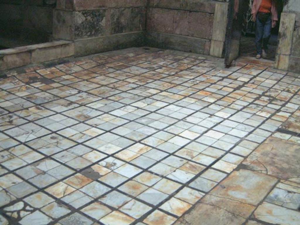 Suburban Baths, Herculaneum, May 2001. 
Looking south-east across flooring in frigidarium towards doorway to tepidarium. Photo courtesy of Current Archaeology.


