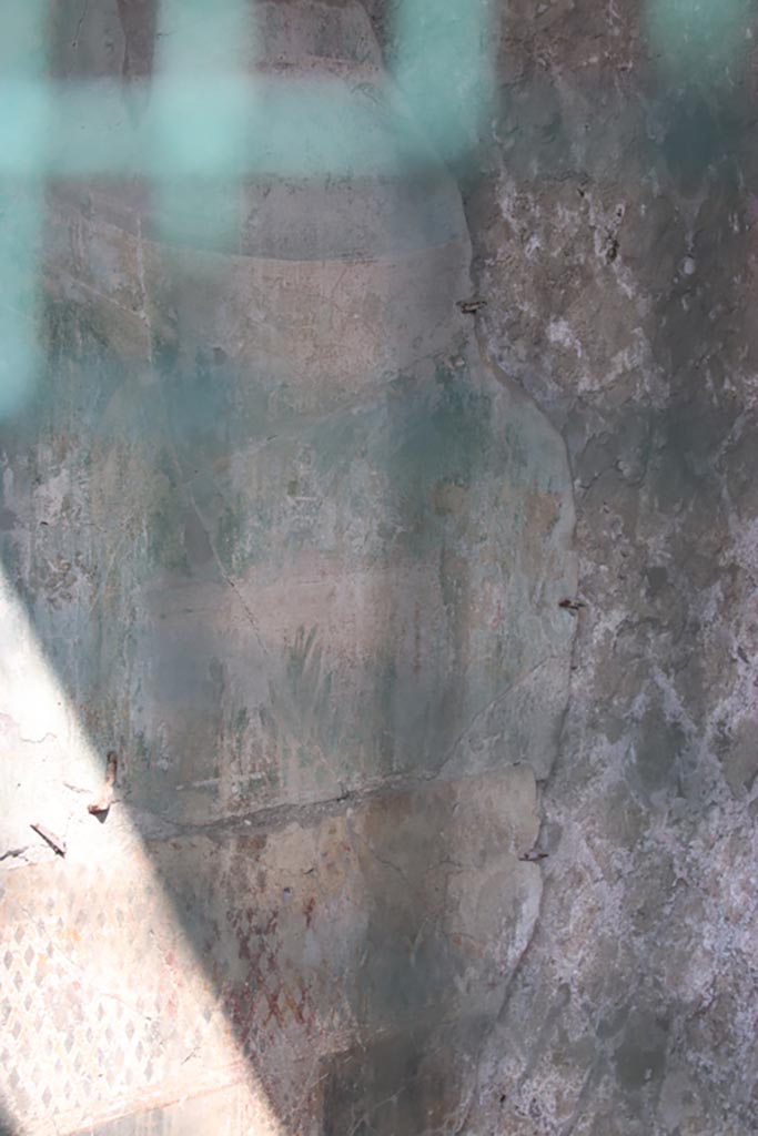 Herculaneum, October 2023. 
Sacred Area terrace, looking towards remaining painted decoration on west wall of the shrine of Venus.
Photo courtesy of Klaus Heese.
