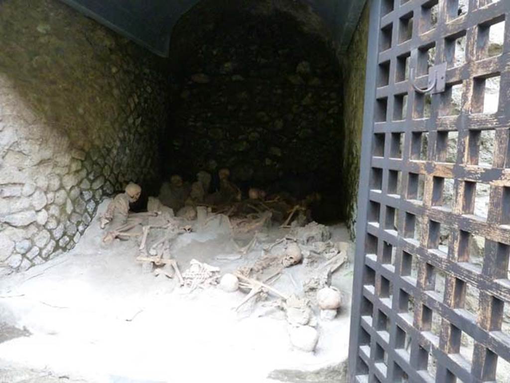 Beachfront, Herculaneum, September 2015. Boatshed 2.