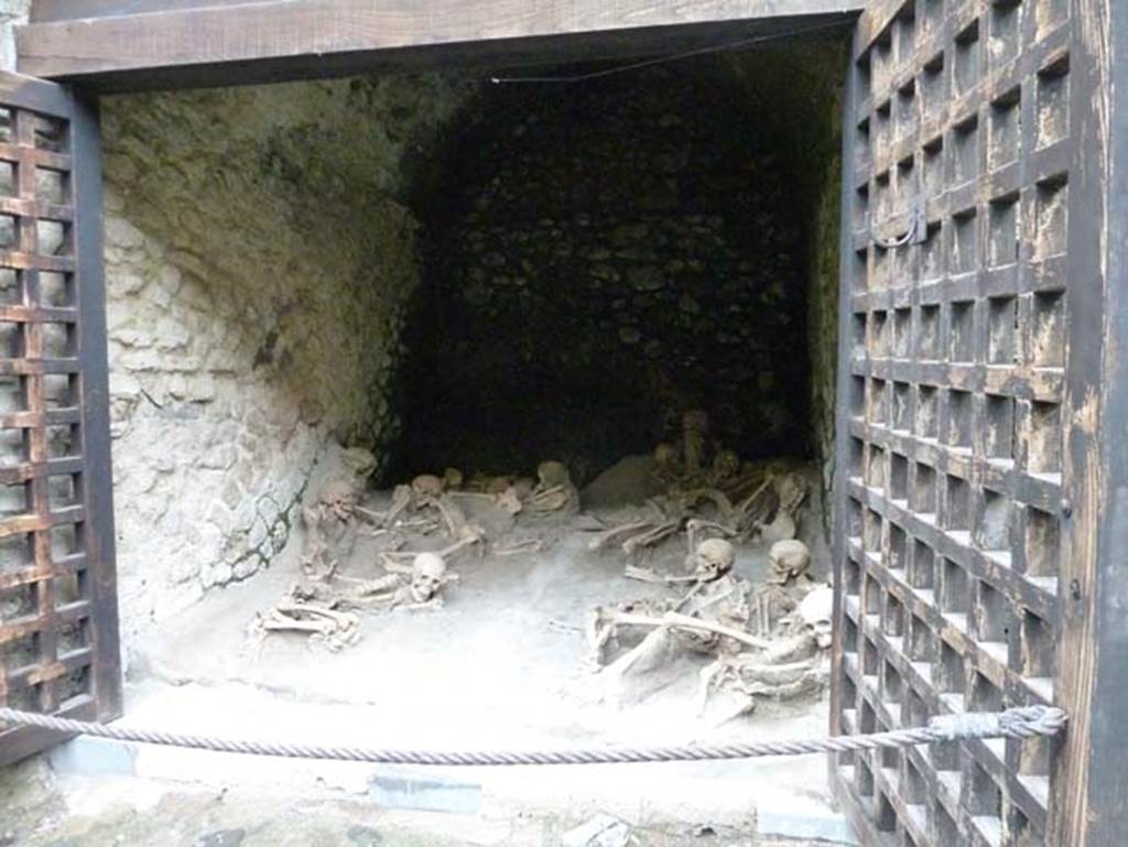 Beachfront, Herculaneum, September 2015. Boatshed 3.