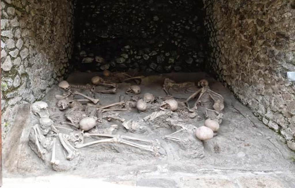 Beachfront, Herculaneum, April 2018. Boatshed 5. Photo courtesy of Ian Lycett-King. 
Use is subject to Creative Commons Attribution-NonCommercial License v.4 International.
