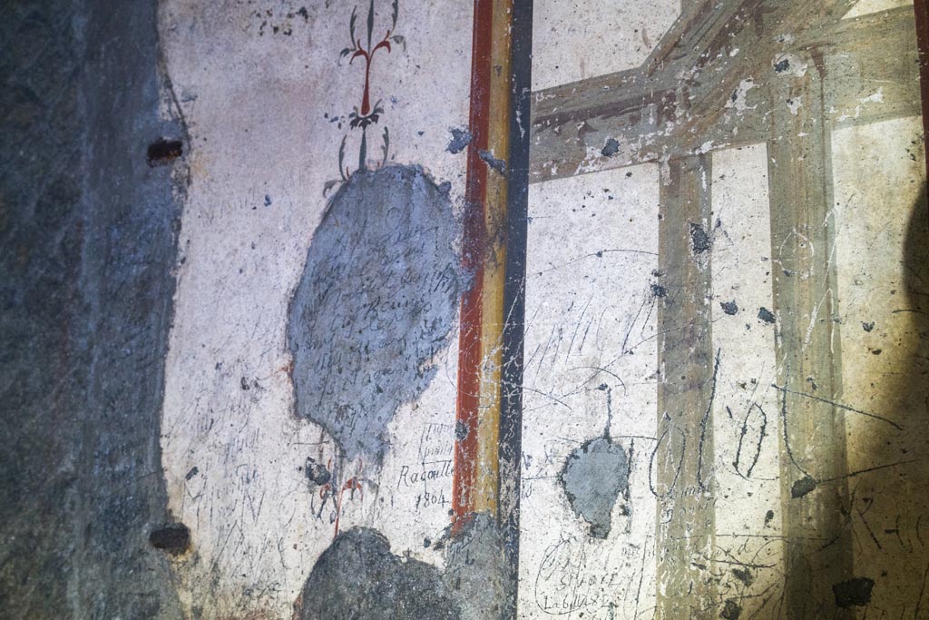 Herculaneum Theatre. October 2023. East Parascenium, detail of decoration in arch.
Photo courtesy of Johannes Eber. 
