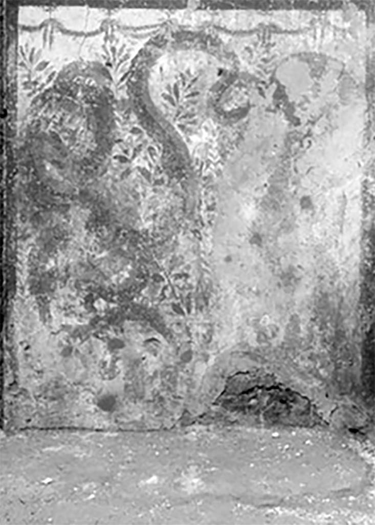 Street shrine outside IX.12.7. Detail from 1912 photograph.
Bottom left painting was of two large serpents (snakes) flanking a round altar.
See Frhlich, T., 1991. Lararien und Fassadenbilder in den Vesuvstdten. Mainz: von Zabern. (p. 339, F71, T: 58,2). 

