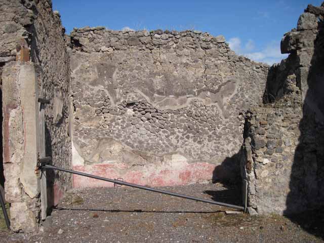 I.2.10 Pompeii. December 2006. Impluvium and marble base of monopodio.