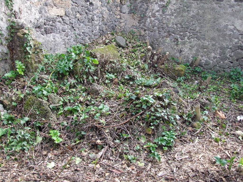 I.2.10 Pompeii. December 2006. Remains of room in south east corner of garden.  West and North walls destroyed.