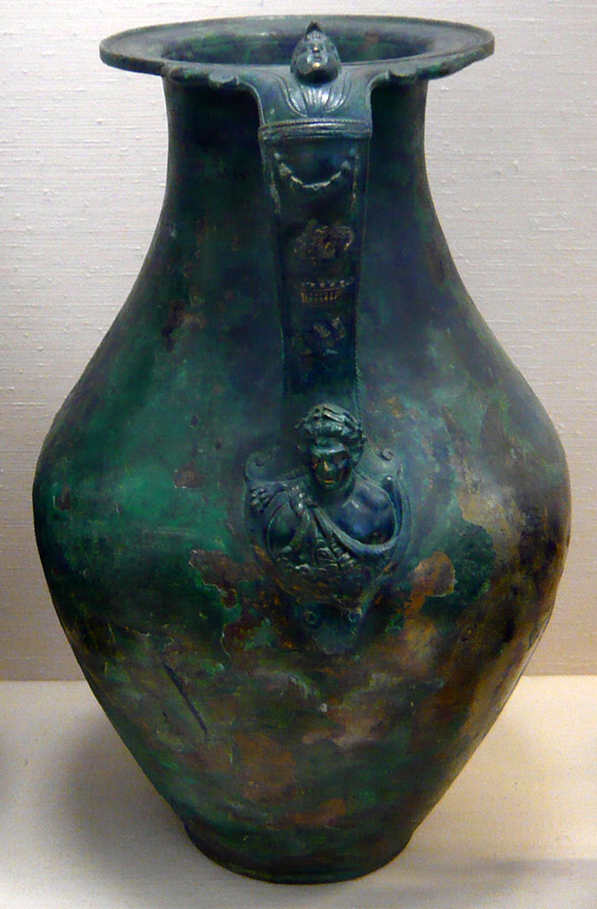 I.2.10 Pompeii. Bronze jug found in atrium. 
Now in Naples Archaeological Museum. Inventory number 109700.

