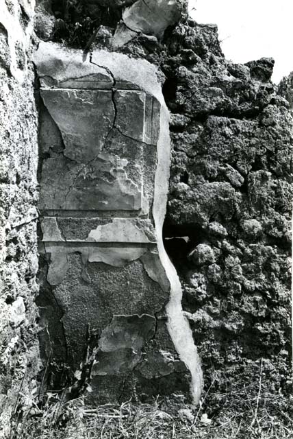 I.3 Pompeii. September 2005.    Roadway looking east                   I.2.15